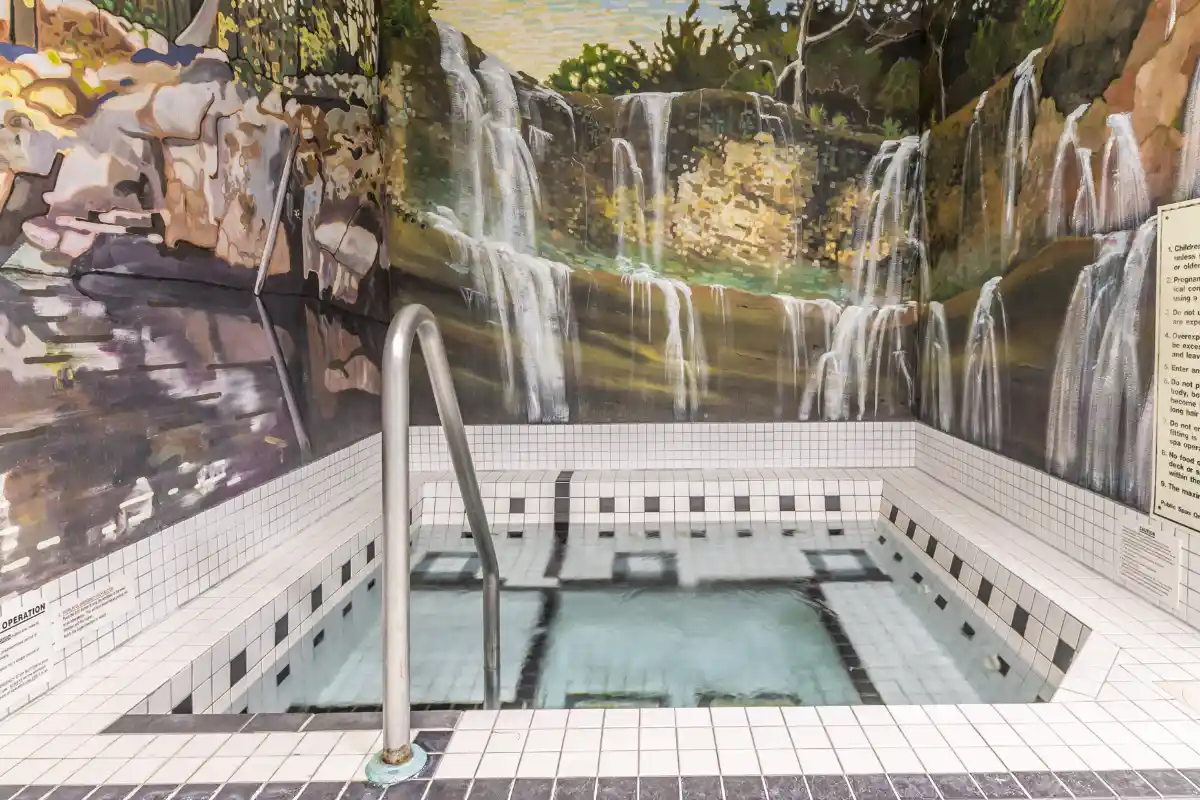 Hot tub.