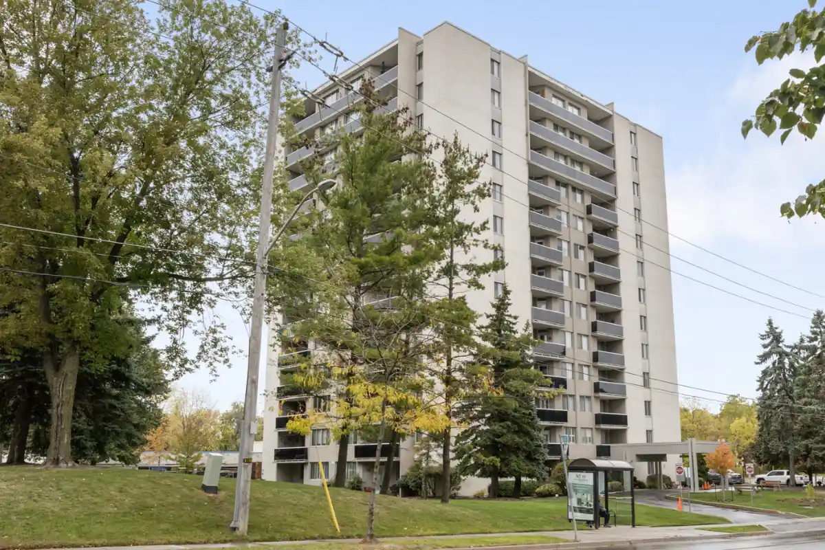 81 Millside Drive - HCC 57 condominiums building in downtown Milton